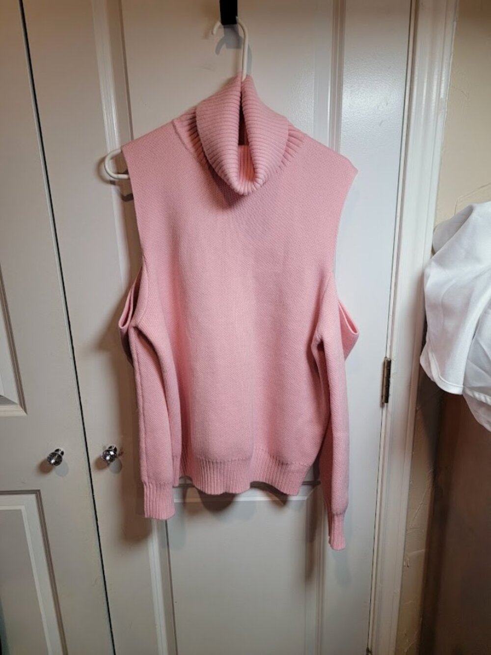 Halara Pink Cold Shoulder Turtleneck Sweater Women's Large Cutout Knit Pullover